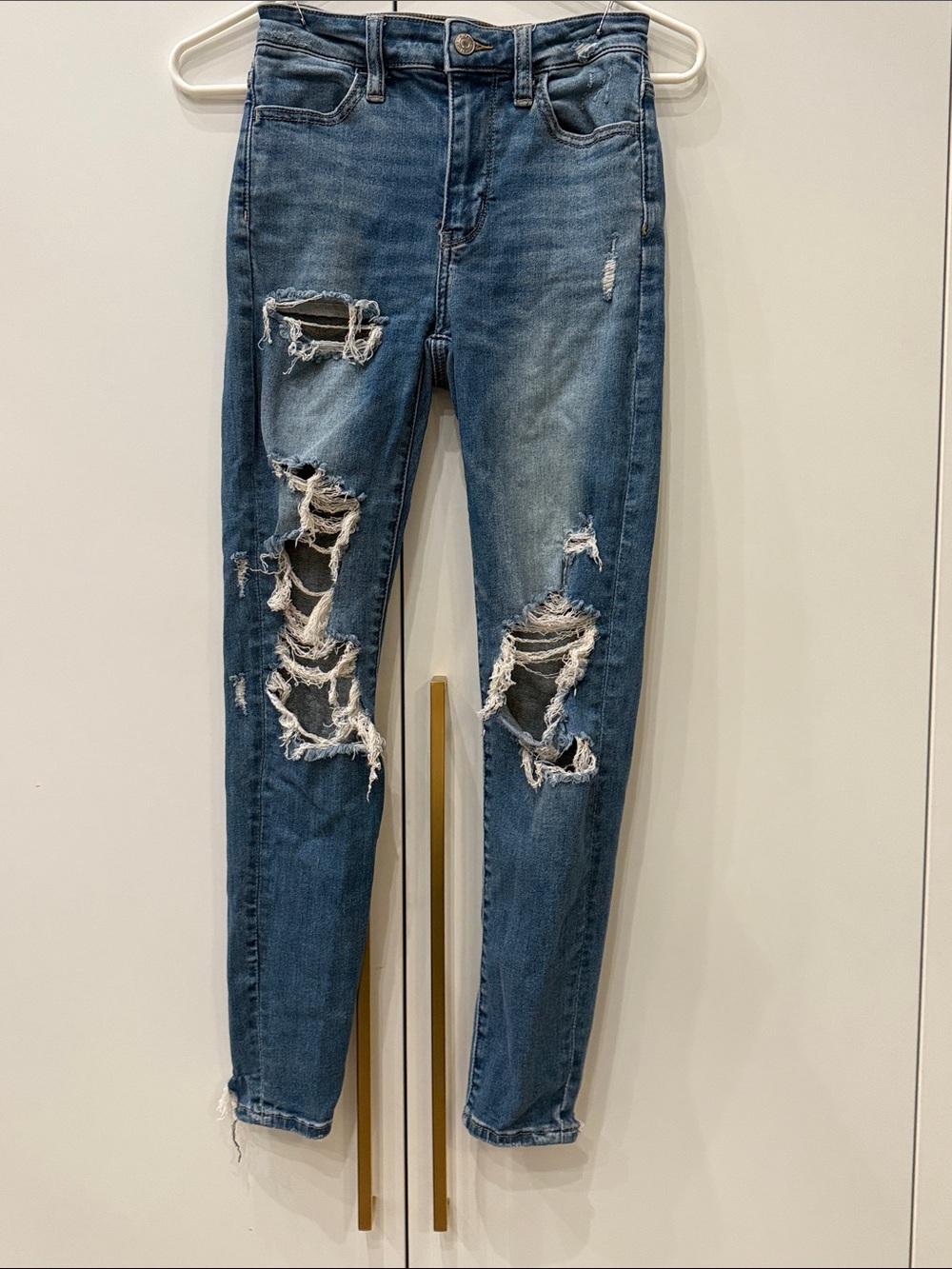 American Eagle Outfitters Blue Ripped High-Rise Skinny Jeans